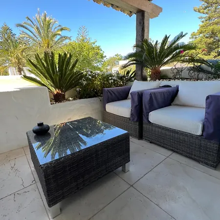 Luxury In Puente-romano